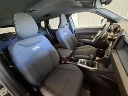 Photo 9 Dacia Duster  Mild Hybrid 130 4x4