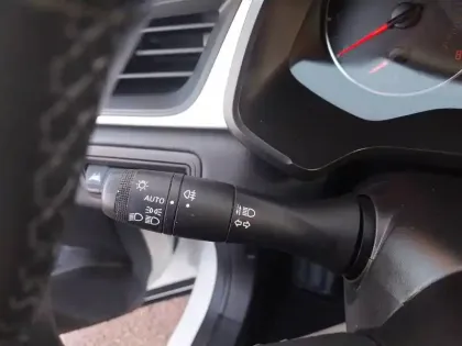 Photo 61 Renault Captur  TCe 100 GPL