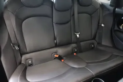 Photo 37 Mini Mini Hatch 5 Portes Cooper 136 ch DKG7