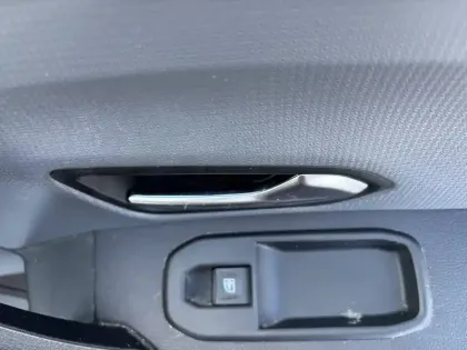 Photo 18 Renault EXPRESS (30) Gén. I Ph1 Essentiel 3