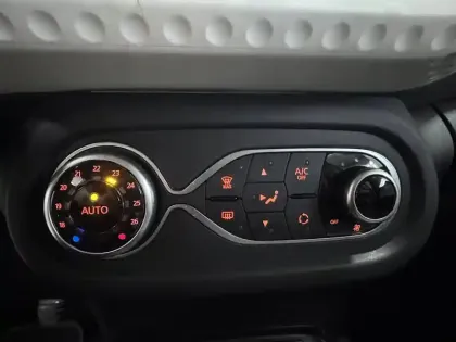 Photo 75 Renault Twingo  III SCe 65