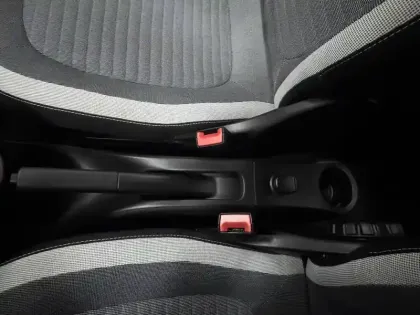 Photo 17 Renault Twingo  III SCe 65