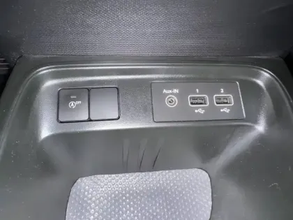 Photo 20 Renault Twingo  III SCe 65