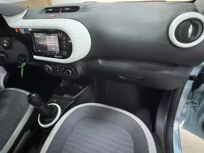 Photo 64 Renault Twingo  III SCe 65