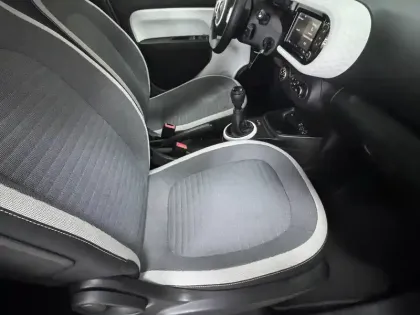 Photo 12 Renault Twingo  III SCe 65