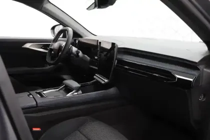 Photo 8 Renault Espace  E-Tech full hybrid 200 GSR2