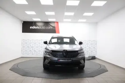 Photo 5 Renault Espace  E-Tech full hybrid 200 GSR2