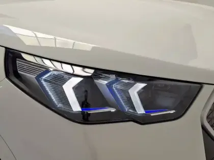 Photo 9 BMW X2 i eDrive20 204ch BVA