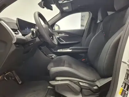 Photo 38 BMW X2 i eDrive20 204ch BVA