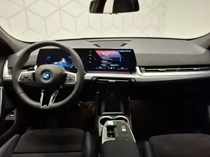 Photo 29 BMW X2 i eDrive20 204ch BVA