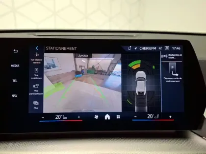 Photo 18 BMW X2 i eDrive20 204ch BVA