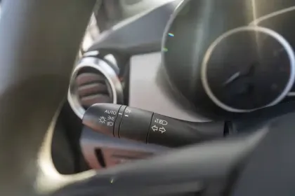 Photo 37 Nissan Micra  IG-T 92