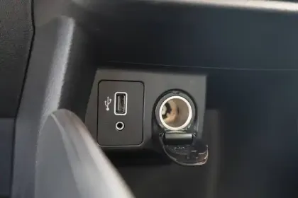 Photo 42 Nissan Micra  IG-T 92