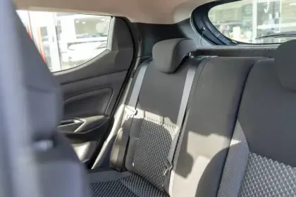 Photo 32 Nissan Micra  IG-T 92