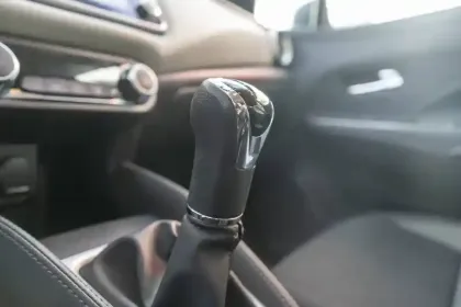 Photo 39 Nissan Micra  IG-T 92