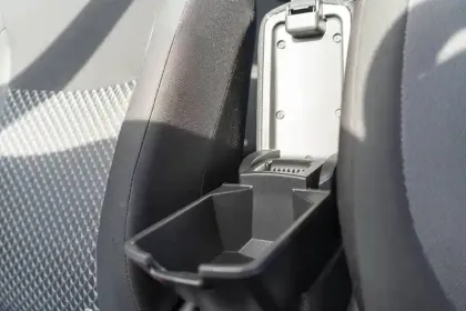 Photo 41 Nissan Micra  IG-T 92