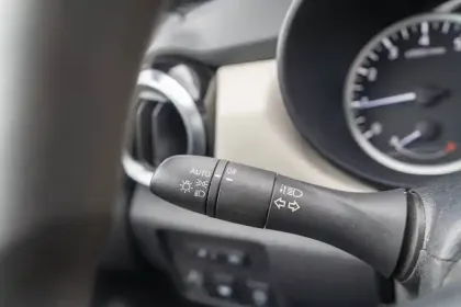 Photo 88 Nissan Micra Gén. V (K14) Ph1 Business Edition 5