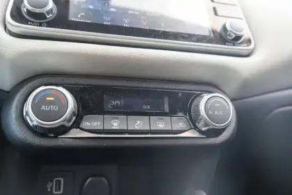 Photo 84 Nissan Micra Gén. V (K14) Ph1 Business Edition 5