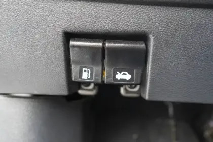 Photo 78 Nissan Micra Gén. V (K14) Ph1 Business Edition 5