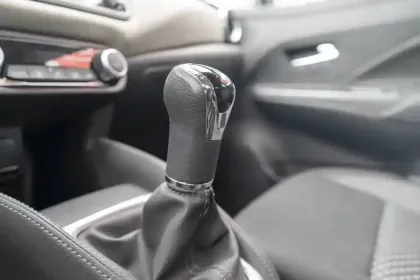 Photo 79 Nissan Micra Gén. V (K14) Ph1 Business Edition 5