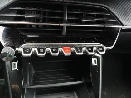 Photo 14 Peugeot 208  BlueHDi 100 S&S BVM6