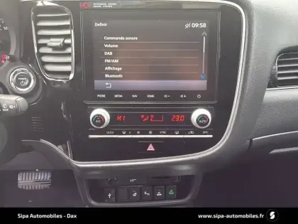 Photo 21 Mitsubishi Outlander  2.4l PHEV Twin Motor 4WD