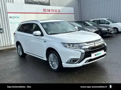 Photo 33 Mitsubishi Outlander  2.4l PHEV Twin Motor 4WD