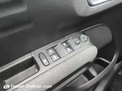 Photo 19 Citroën C3 Aircross  PureTech 110 S&S BVM6 Rip Curl