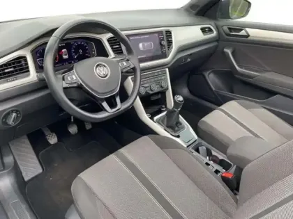 Photo 8 Volkswagen T-roc Cabriolet 1.0 TSI 110 Start/Stop BVM6 Style