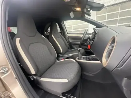 Photo 16 Toyota Aygo 1.0 VVT-i 72 Design