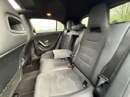 Photo 49 Mercedes Classe A 250 e Hybrid EQ AMG Line