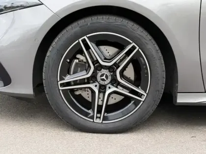 Photo 37 Mercedes Classe A 250 e Hybrid EQ AMG Line