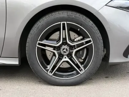 Photo 39 Mercedes Classe A 250 e Hybrid EQ AMG Line