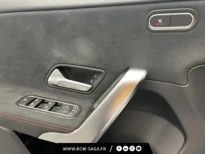 Photo 17 Mercedes Classe A 200 d AMG Line