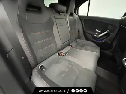 Photo 16 Mercedes Classe A 200 d AMG Line