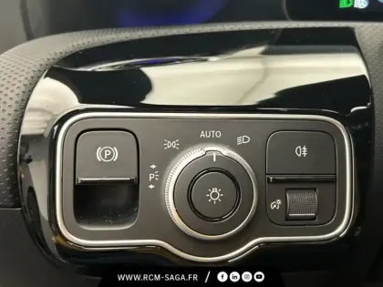 Photo 15 Mercedes Classe A 200 d AMG Line