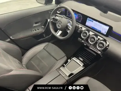 Photo 27 Mercedes Classe A 200 d AMG Line