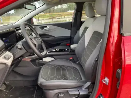 Photo 8 Ford Puma Gen-E 168ch Standard Range 43 kWh Premium