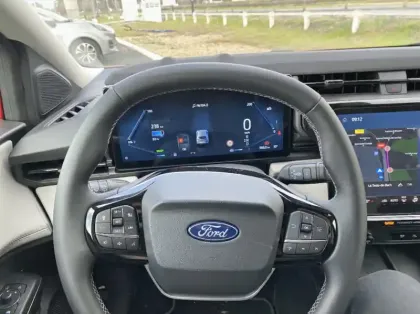 Photo 5 Ford Puma Gen-E 168ch Standard Range 43 kWh Premium