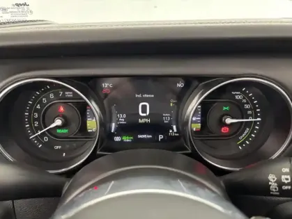 Photo 15 Jeep Wrangler 2.0 T 380ch 4xe Overland