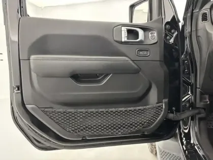 Photo 11 Jeep Wrangler 2.0 T 380ch 4xe Overland