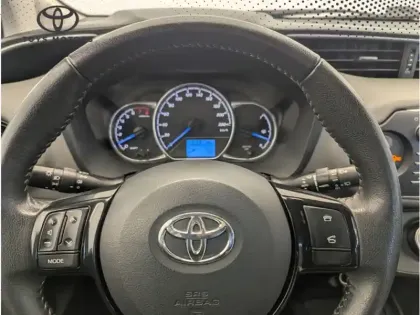 Photo 8 Toyota Yaris France 1.0 69 ch