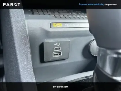 Photo 17 Ford Transit Courier Gén. II Ph1 Active 2