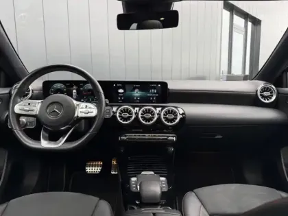 Photo 7 Mercedes Classe A 200 d AMG Line