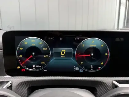 Photo 29 Mercedes Classe A 200 d AMG Line