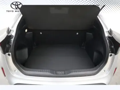 Photo 19 Toyota Yaris Hybride 116h 2WD Design MY22