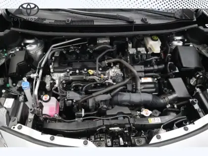 Photo 25 Toyota Yaris Hybride 116h 2WD Design MY22