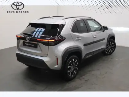 Photo 7 Toyota Yaris Hybride 116h 2WD Design MY22