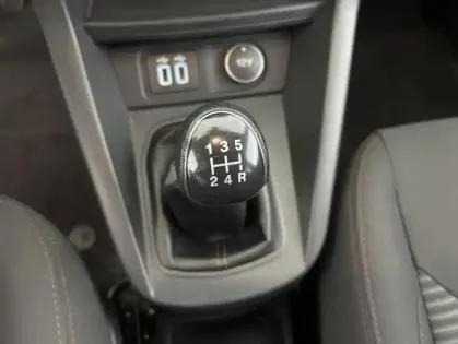 Photo 18 Ford KA + Gén. I Ph2 Base 5