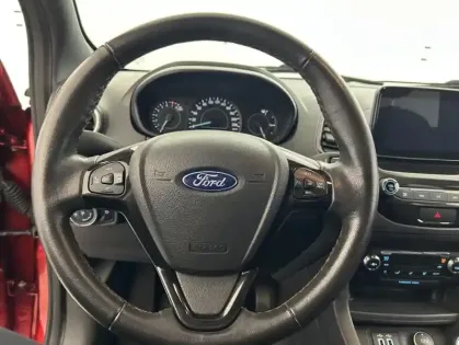 Photo 13 Ford KA + Gén. I Ph2 Base 5